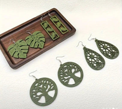 Green leaf wooden earrings