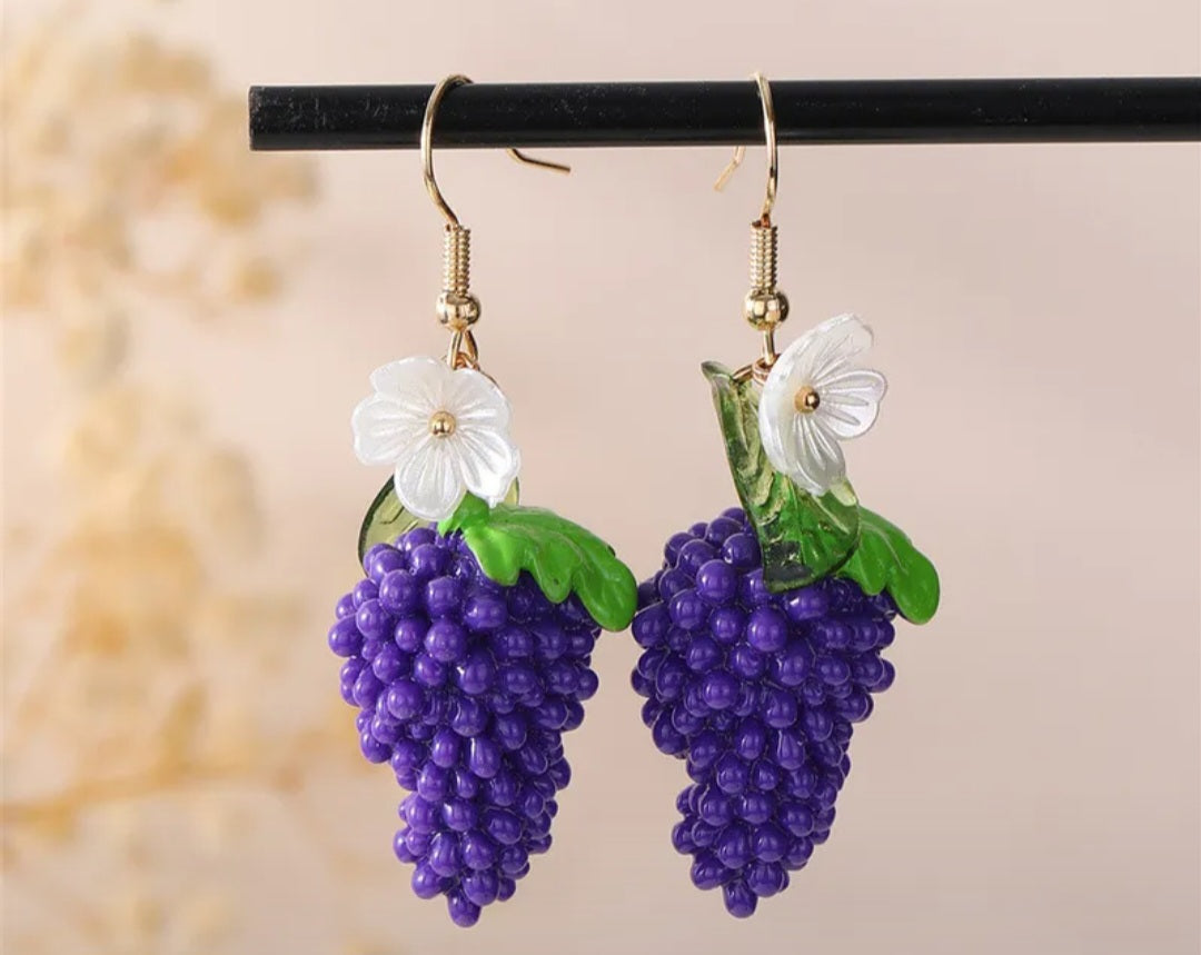 Grapes with white flower earrings