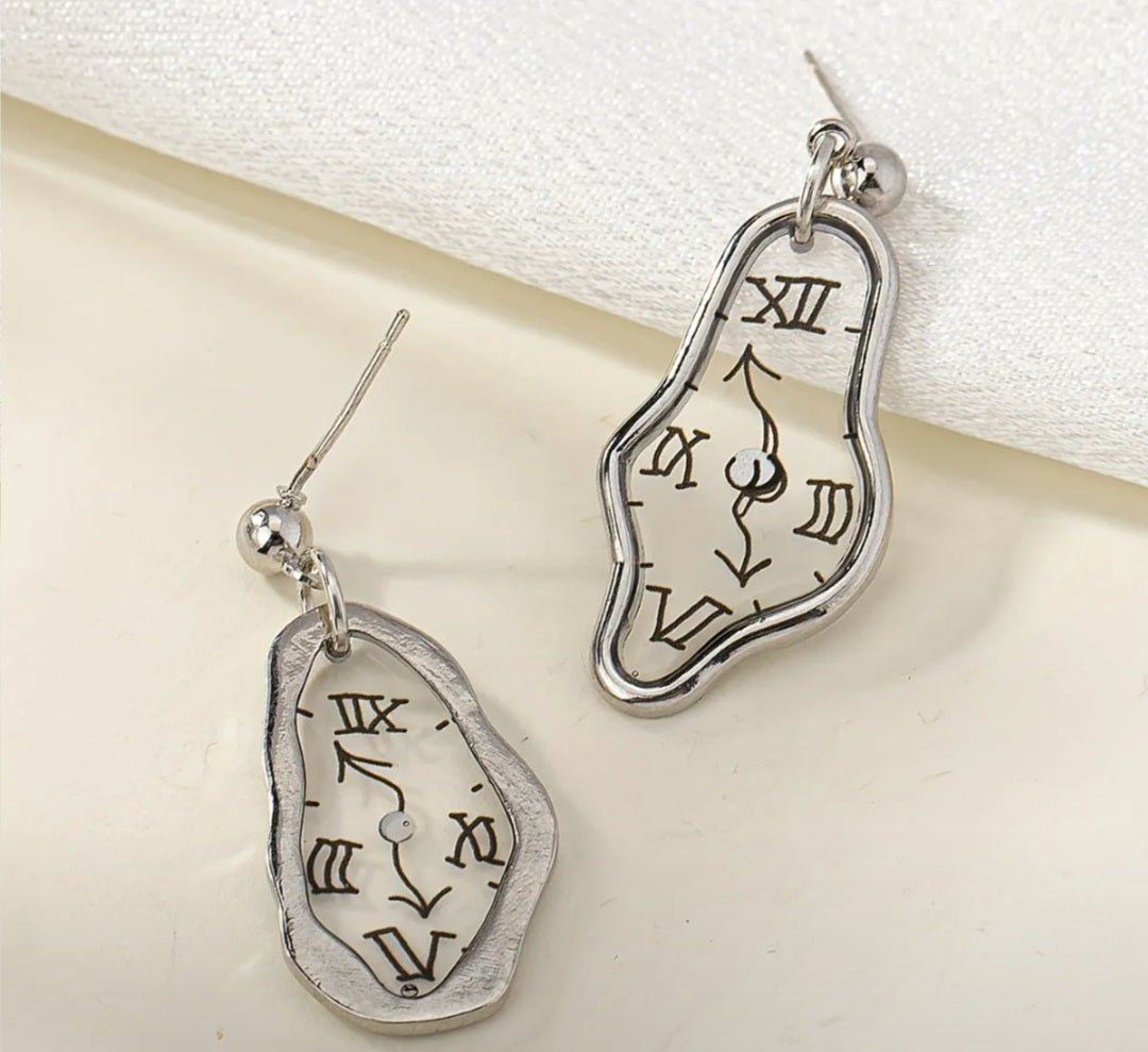 Time-less piece earrings